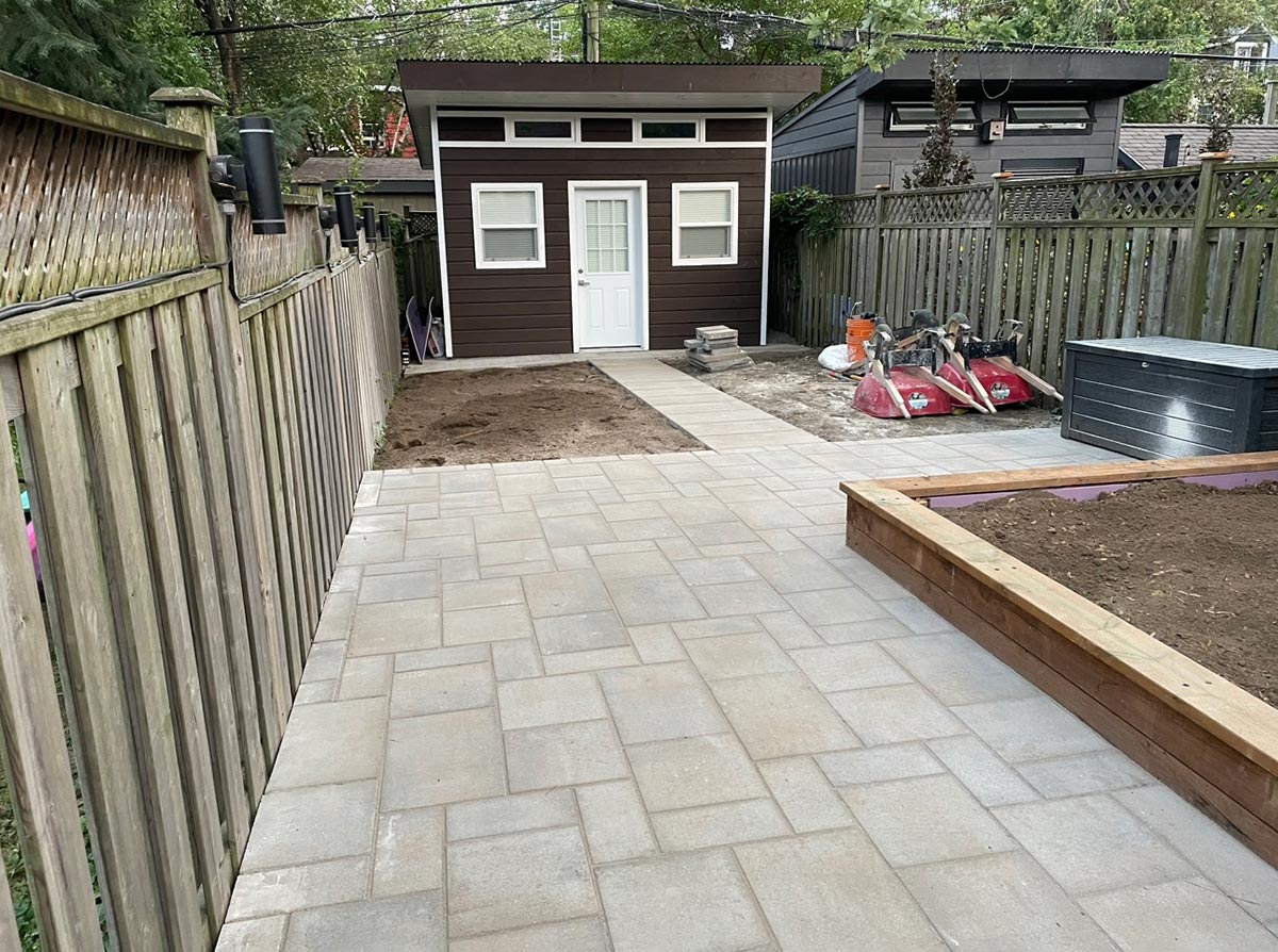 Deck with Canadian Flag